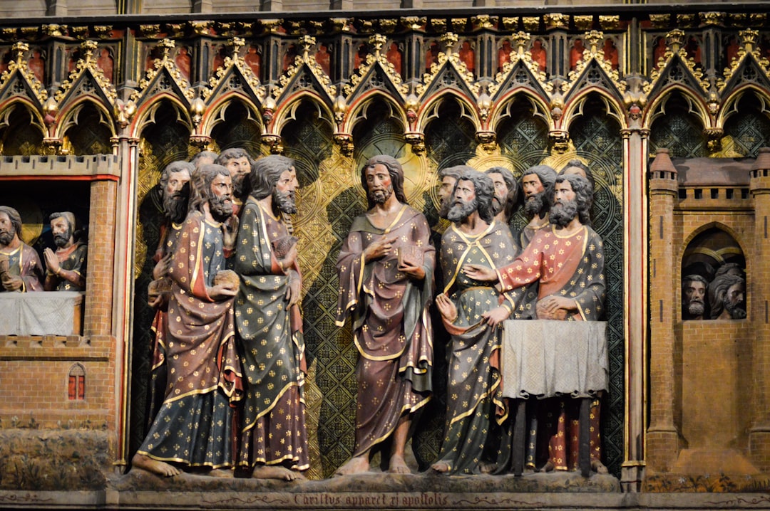 Medieval composition showing hierarchical figure scaling